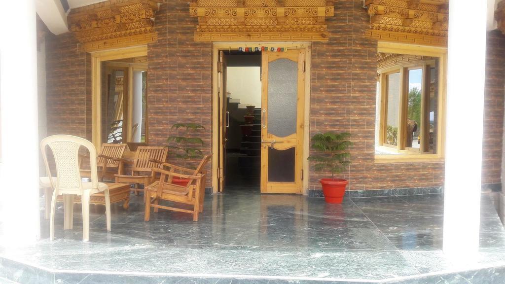 Hotel Mandalchan 列城 外观 照片